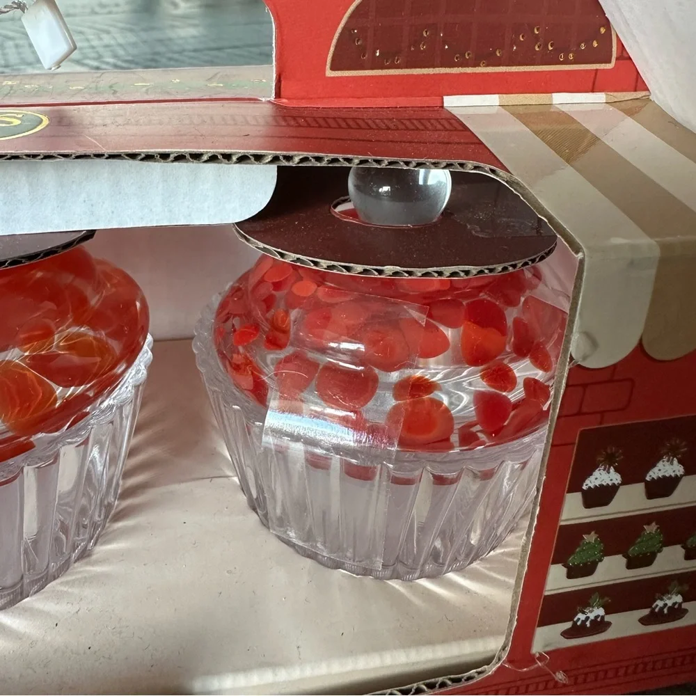 Gourmet Kitchen Cupcake Jars / Containers Set - Red and Clear Glass - Picture 4 of 6